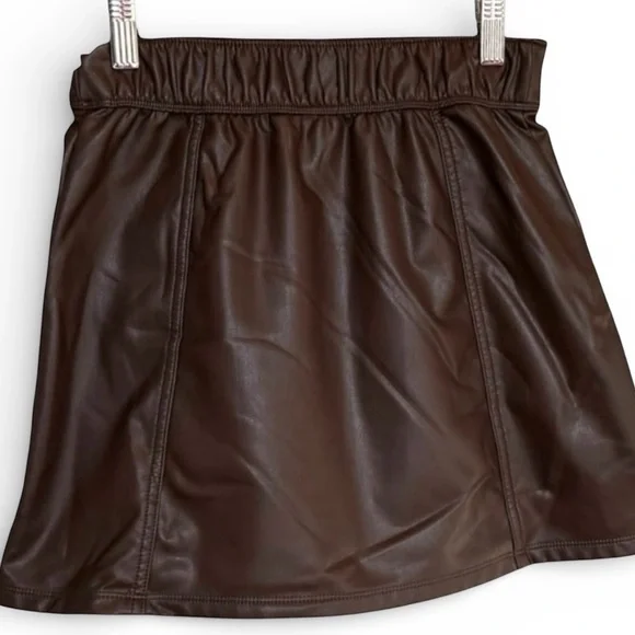Abercrombie Kids Dark Brown Faux Leather Mini Skirt Size 13/14 - Picture 4 of 5